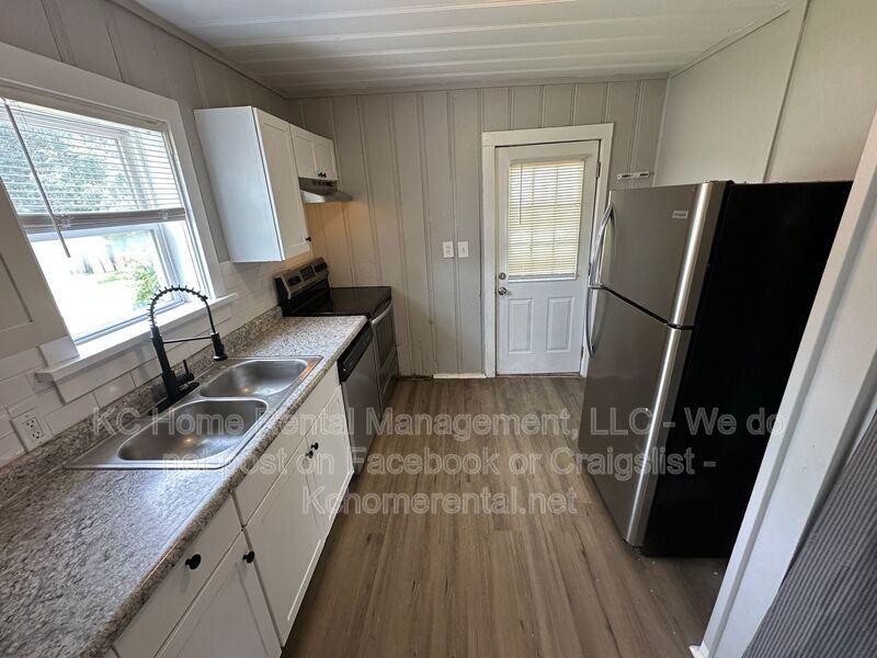 7113 N Highland Ave - Photo 4 of 25