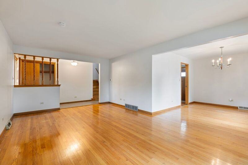 4201 Prairie Ave - Photo 6 of 32