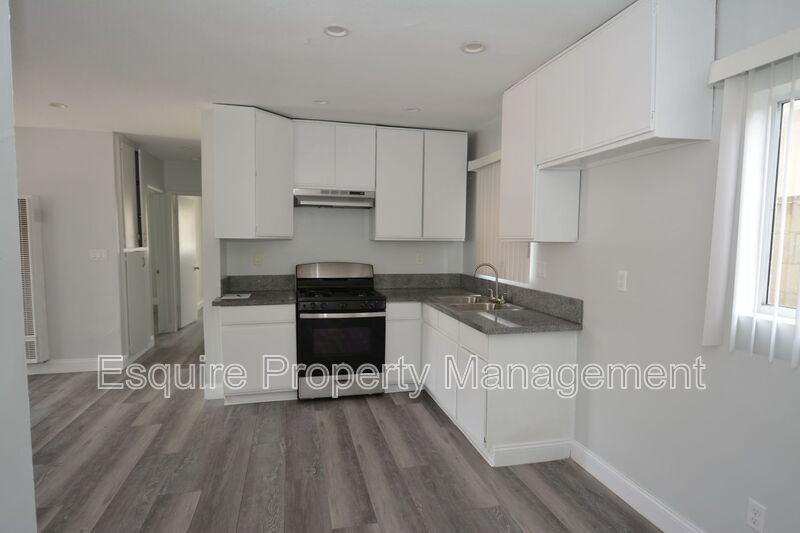 128 E B St #2 - Photo 6 of 16