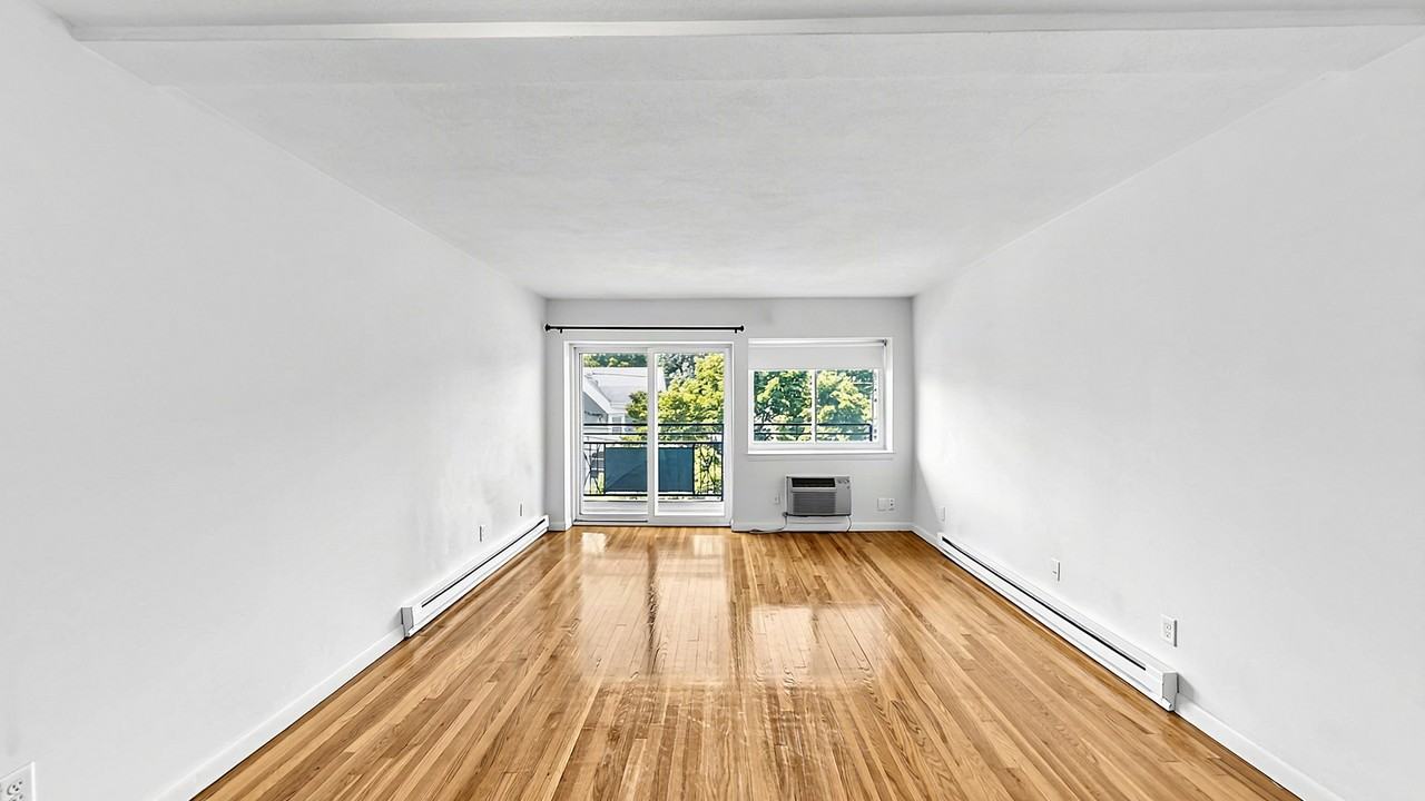 525 Highland Ave #34 - Photo 2 of 18