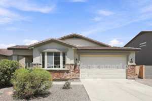 featured image of 1136 E Nickleback St