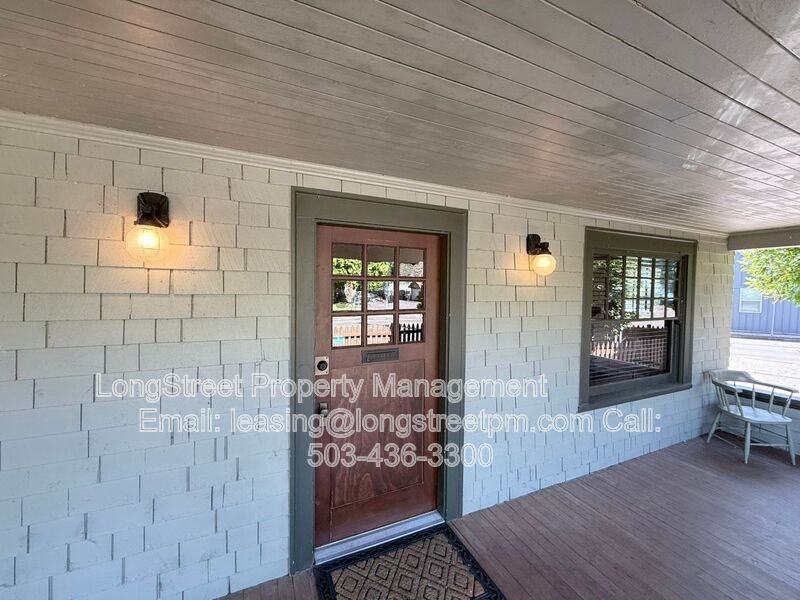 2320 State St - Photo 4 of 31