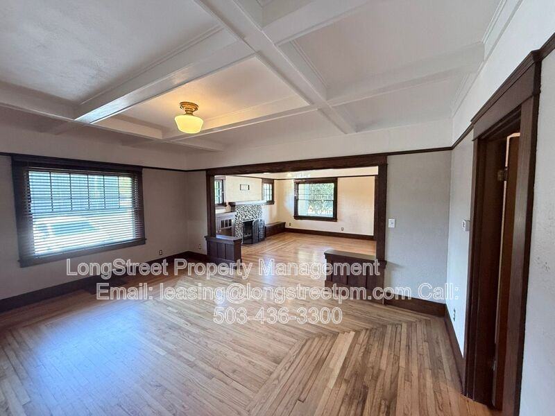 2320 State St - Photo 6 of 31