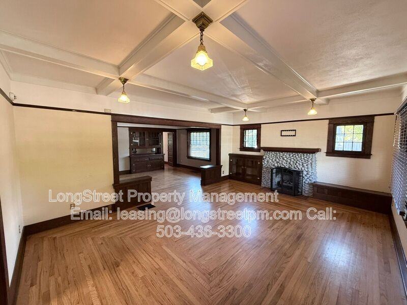 2320 State St - Photo 7 of 31