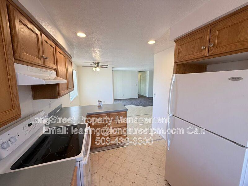 4526 Campbell Dr Se - Photo 4 of 24