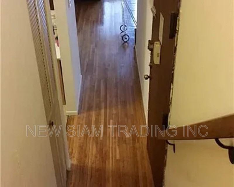 8714 57th Ave - Photo 3 of 4