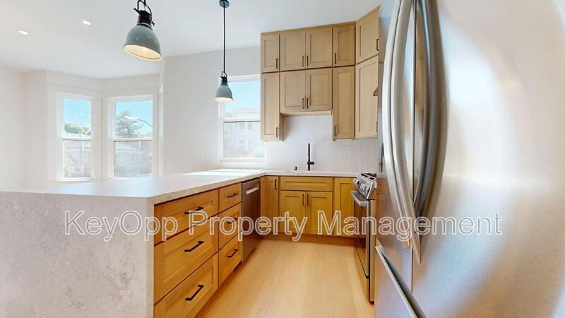489 Guerrero St - Photo 7 of 28