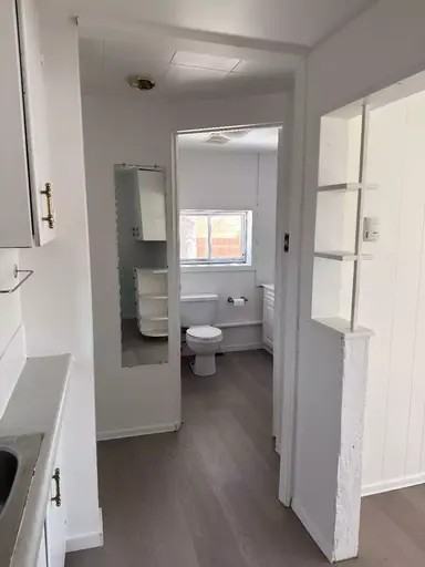 135 Larche Ave E - Photo 4 of 10