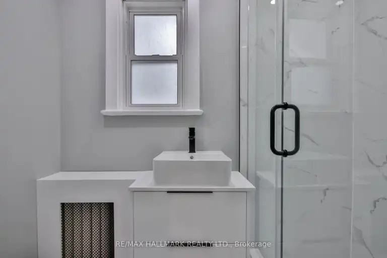 639 Broadview Ave - Photo 7 of 21