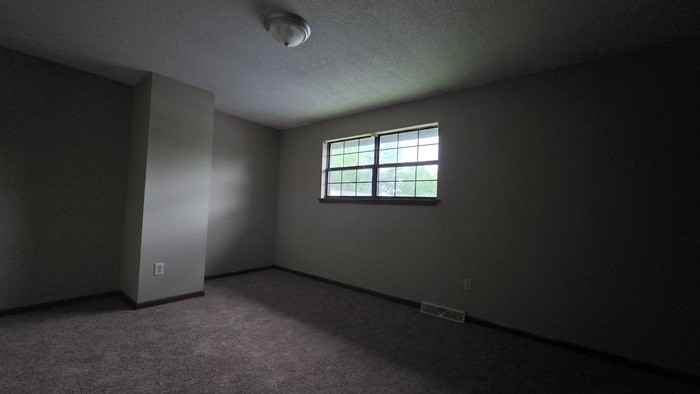 1507 Linden Ave #14 - Photo 5 of 5
