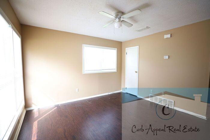 1802 Fairlane Ave #B - Photo 3 of 7