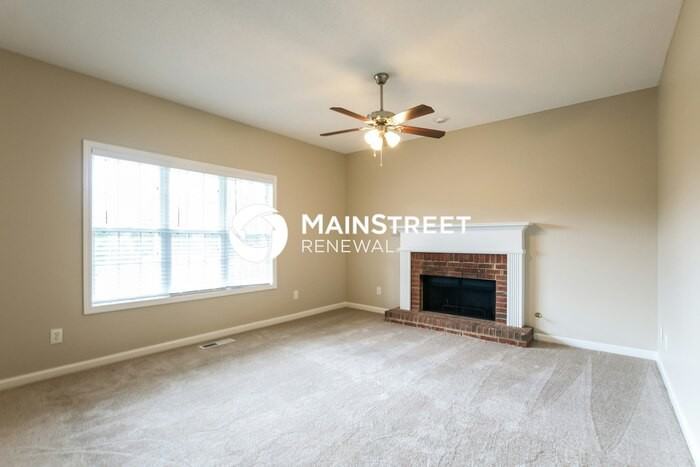 5322 Rutland Ct - Photo 4 of 15