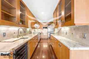 featured image of 727 Moraga St