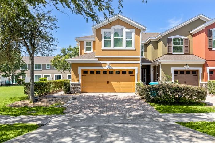 9496 Strongbark Ln