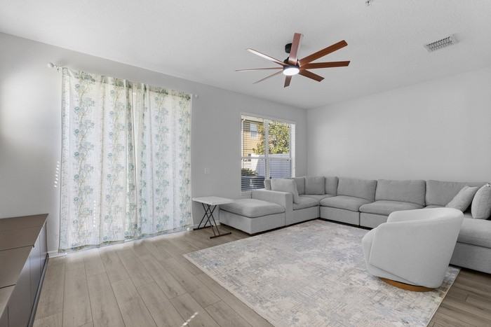 9496 Strongbark Ln - Photo 4 of 30