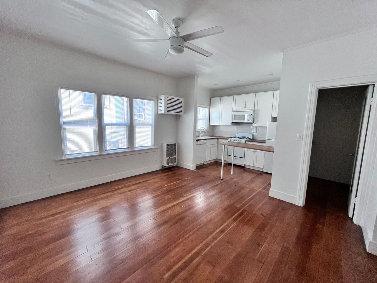 2050 Dracena Dr. - Photo 3 of 4