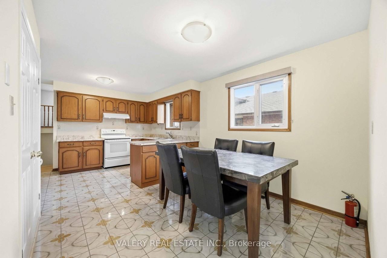 49 Sentinel Road - Photo 4 of 8