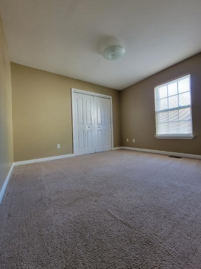 334 Zach Dr - Photo 3 of 11