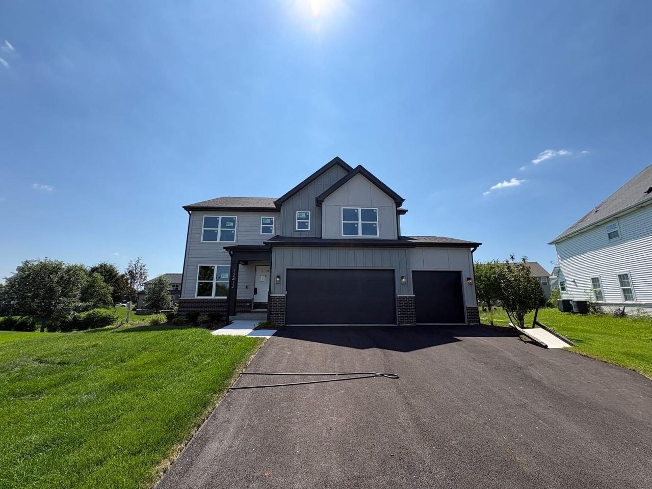 12412 Limerick Ln - Photo 2 of 20
