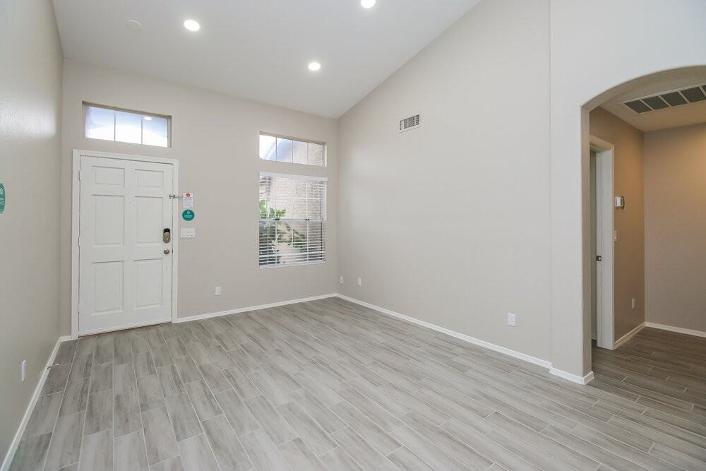 1815 E Ironwood Dr - Photo 3 of 16