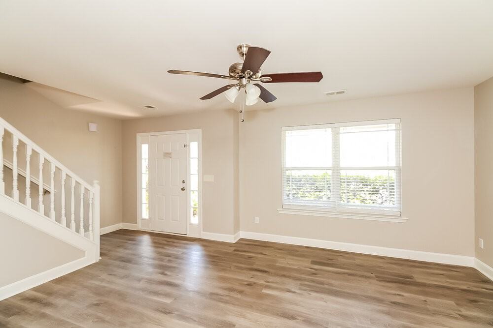 2113 Anchor Ct - Photo 4 of 17