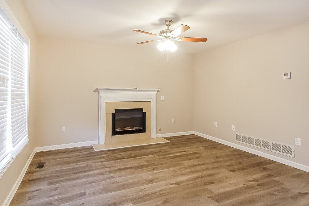 2948 Rolling Ln - Photo 5 of 18