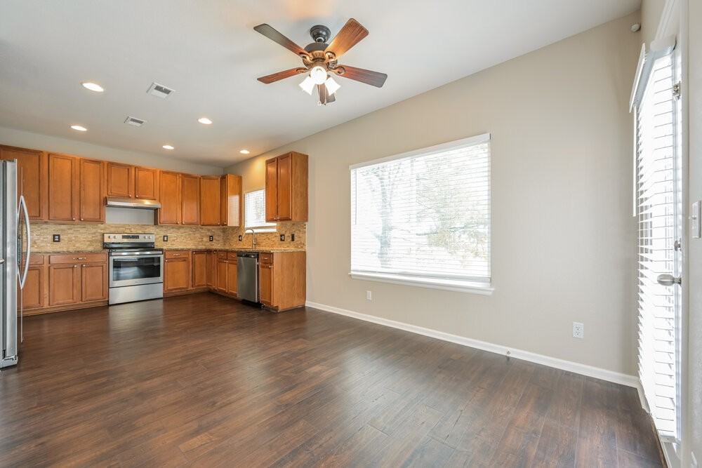 3537 E 141st Pl - Photo 7 of 18