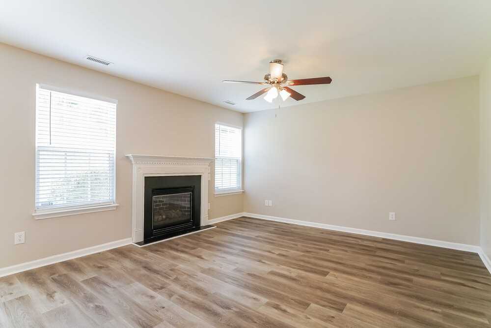 3928 Tyler Bluff Ln - Photo 4 of 17