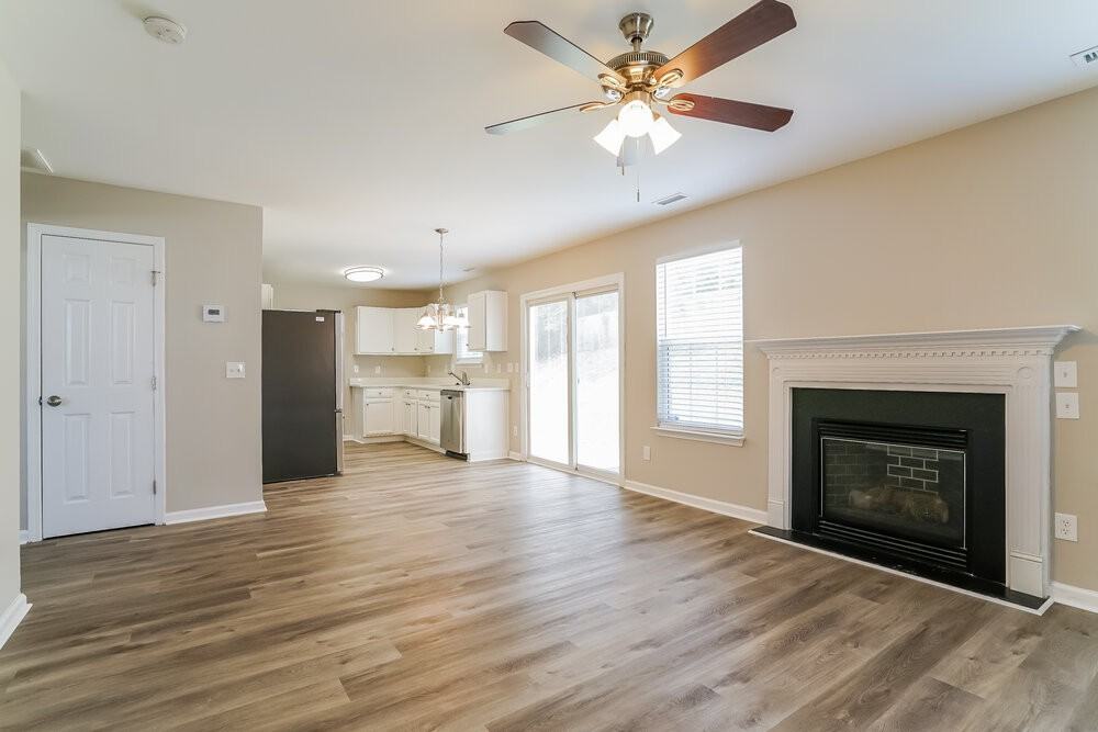 3928 Tyler Bluff Ln - Photo 5 of 17