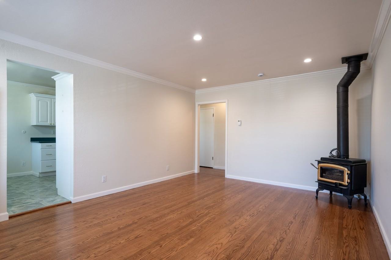 3834 Colegrove St - Photo 3 of 27