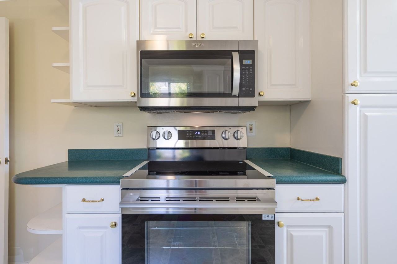 3834 Colegrove St - Photo 6 of 27