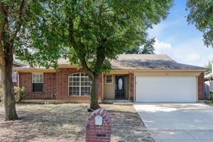 featured image of 1104 Havenbrook Dr