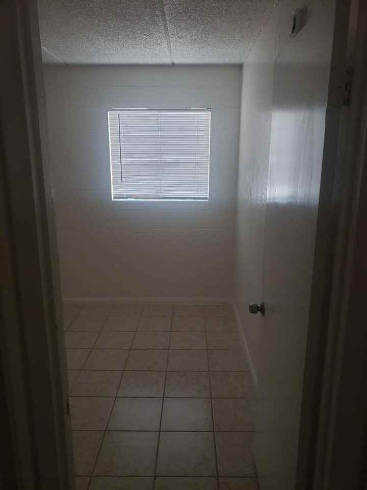 401 N D St #7 - Photo 6 of 11