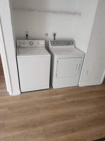 1669 West 27th Street - Photo 6 of 6