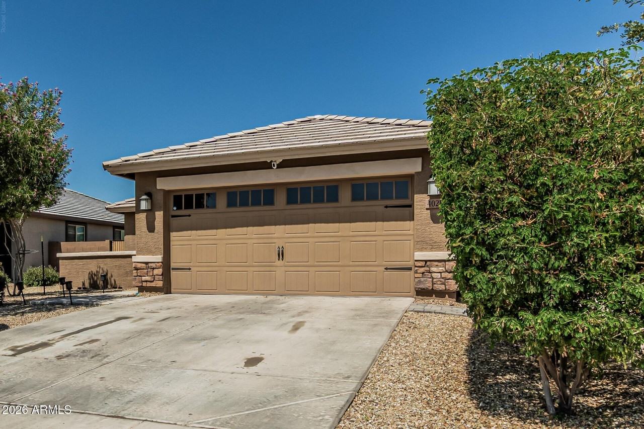 4028 S 95th Ln - Photo 6 of 32