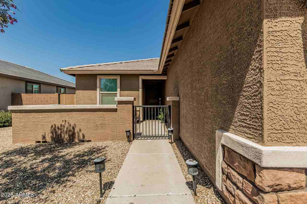 4028 S 95th Ln - Photo 7 of 32