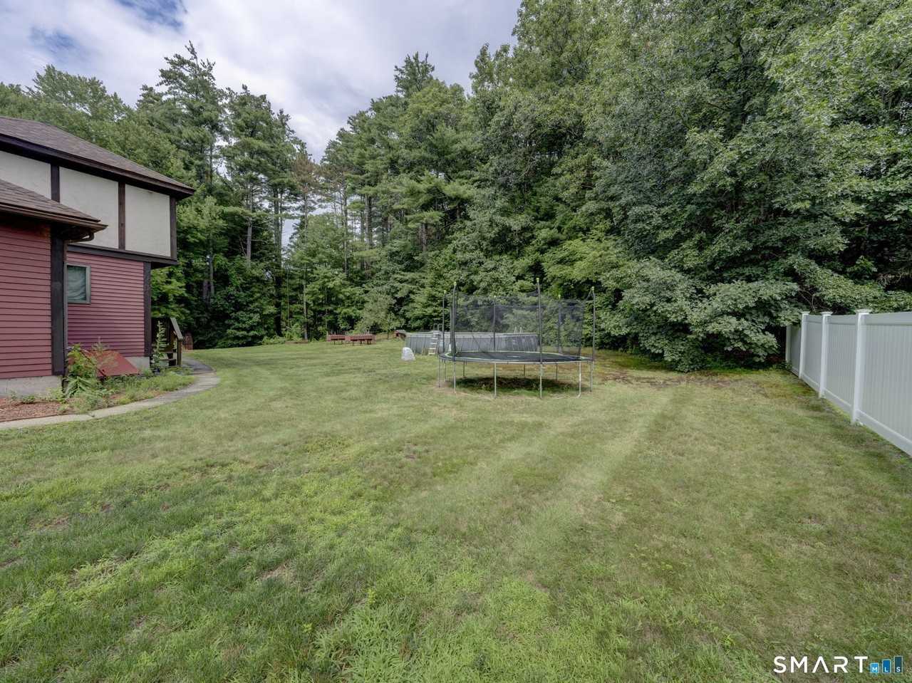 522 Springfield Rd - Photo 2 of 20