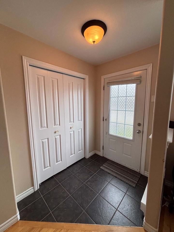 148 Transom Drive - Photo 2 of 16