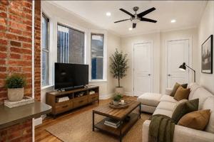 featured image of 356 W 21st St #6