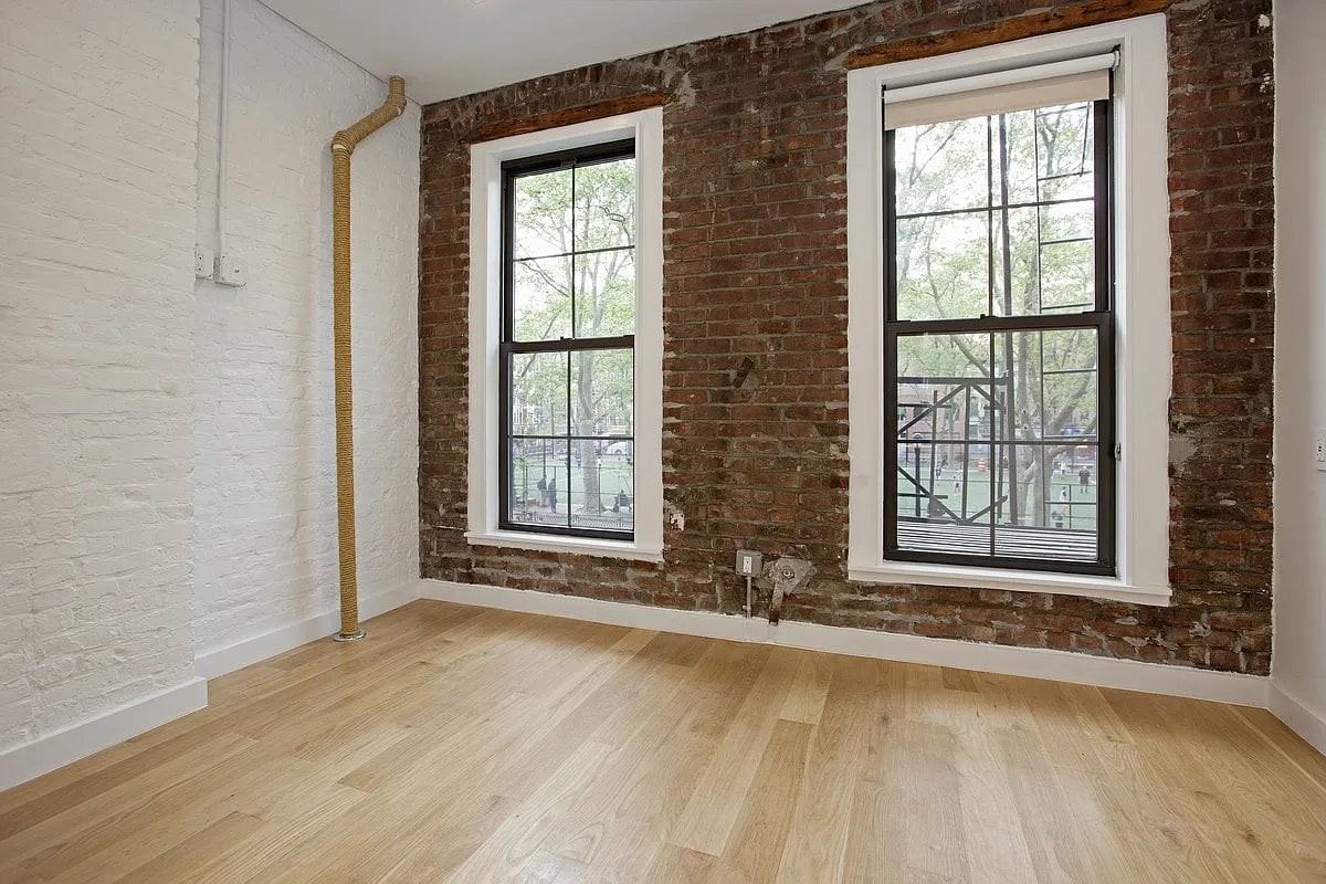 100 Forsyth St #14