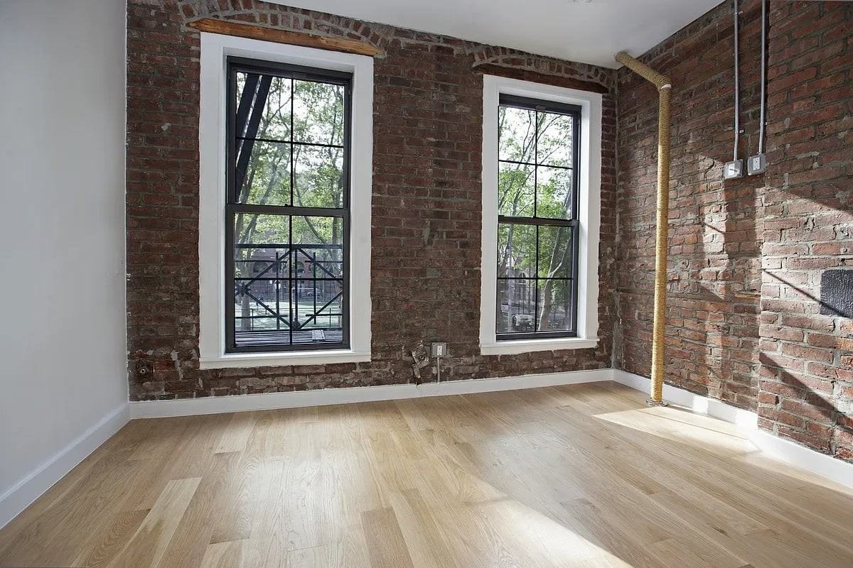 100 Forsyth St #14 - Photo 2 of 7