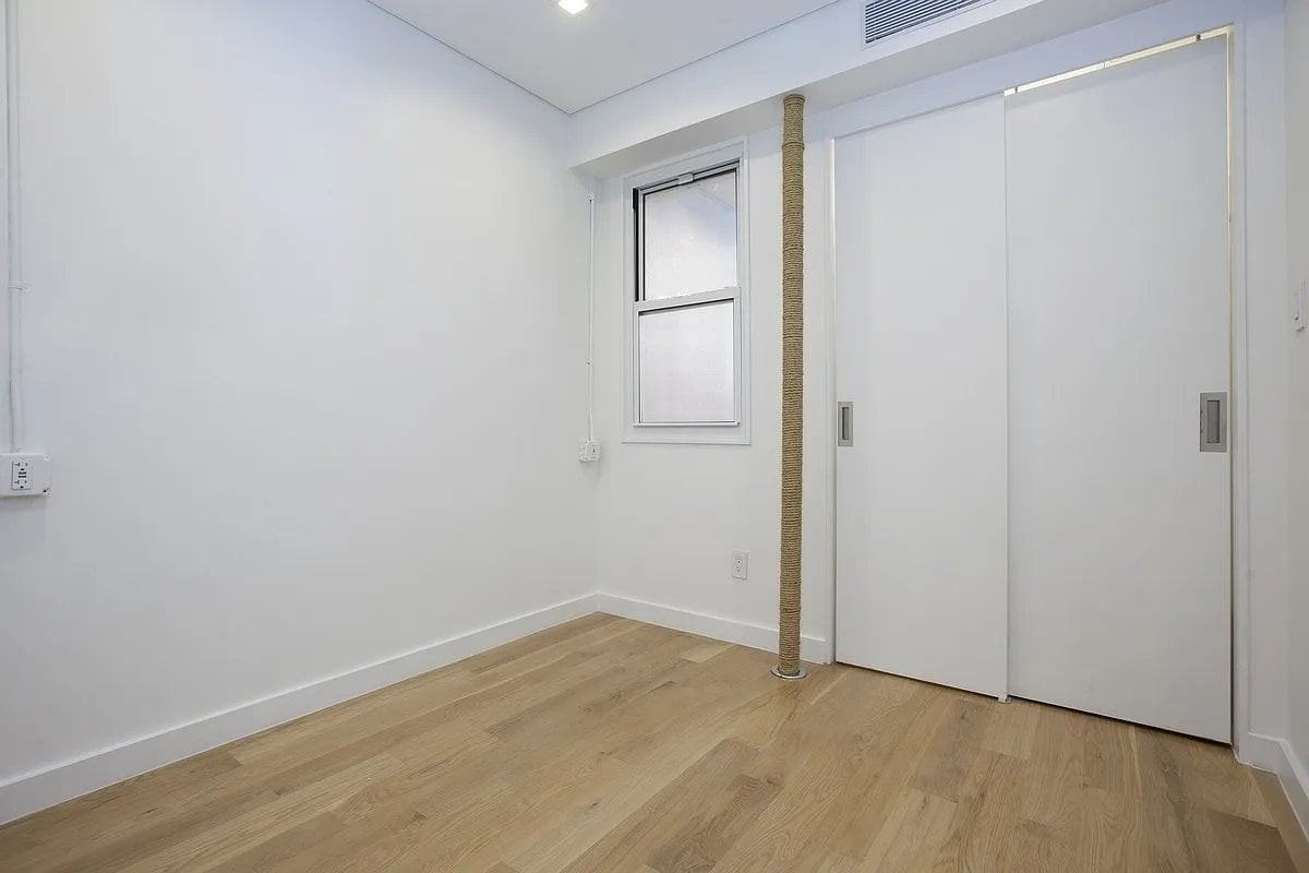 100 Forsyth St #14 - Photo 4 of 7