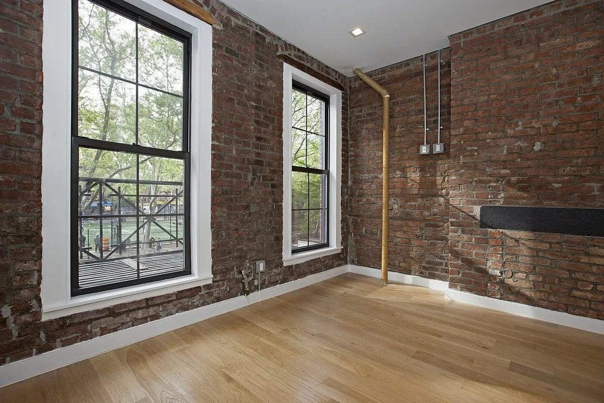 102 Forsyth St #10