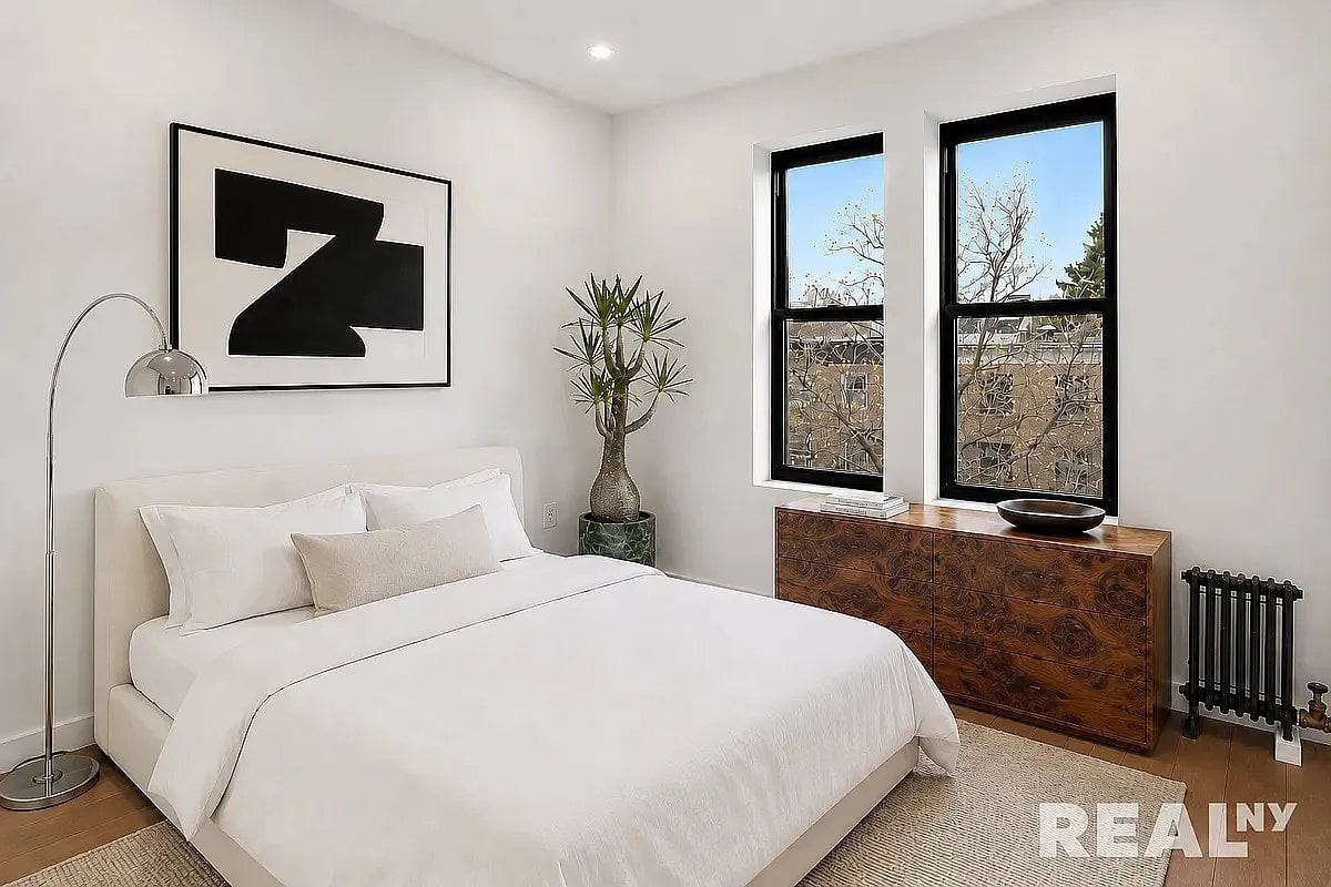 19 Wyckoff St #24 - Photo 3 of 6