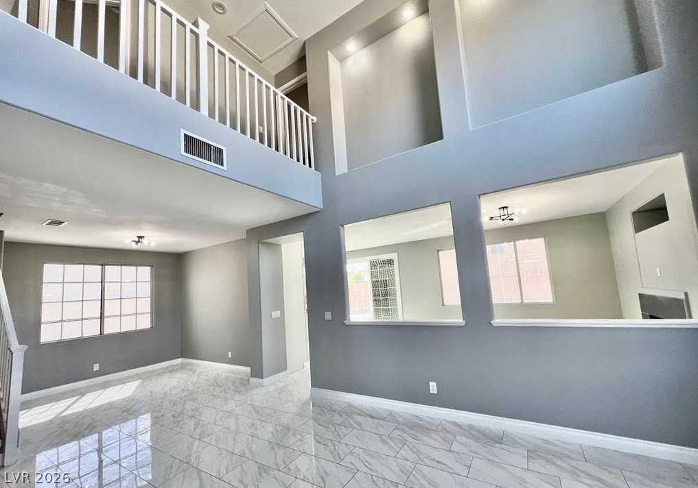 5541 Crestlock Dr - Photo 6 of 43