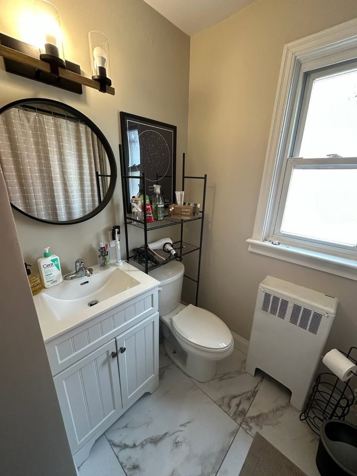855 Simcoe Street North #2 - Photo 3 of 4