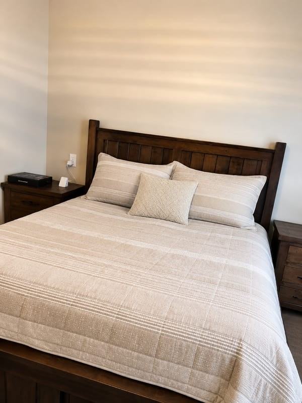 855 Simcoe Street North #2 - Photo 4 of 4