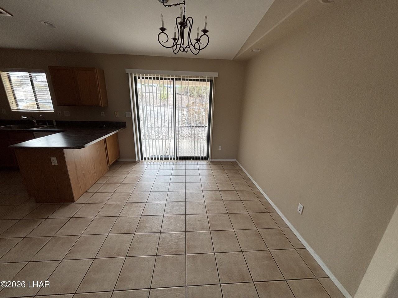 1990 Park Terrace Pl - Photo 4 of 29