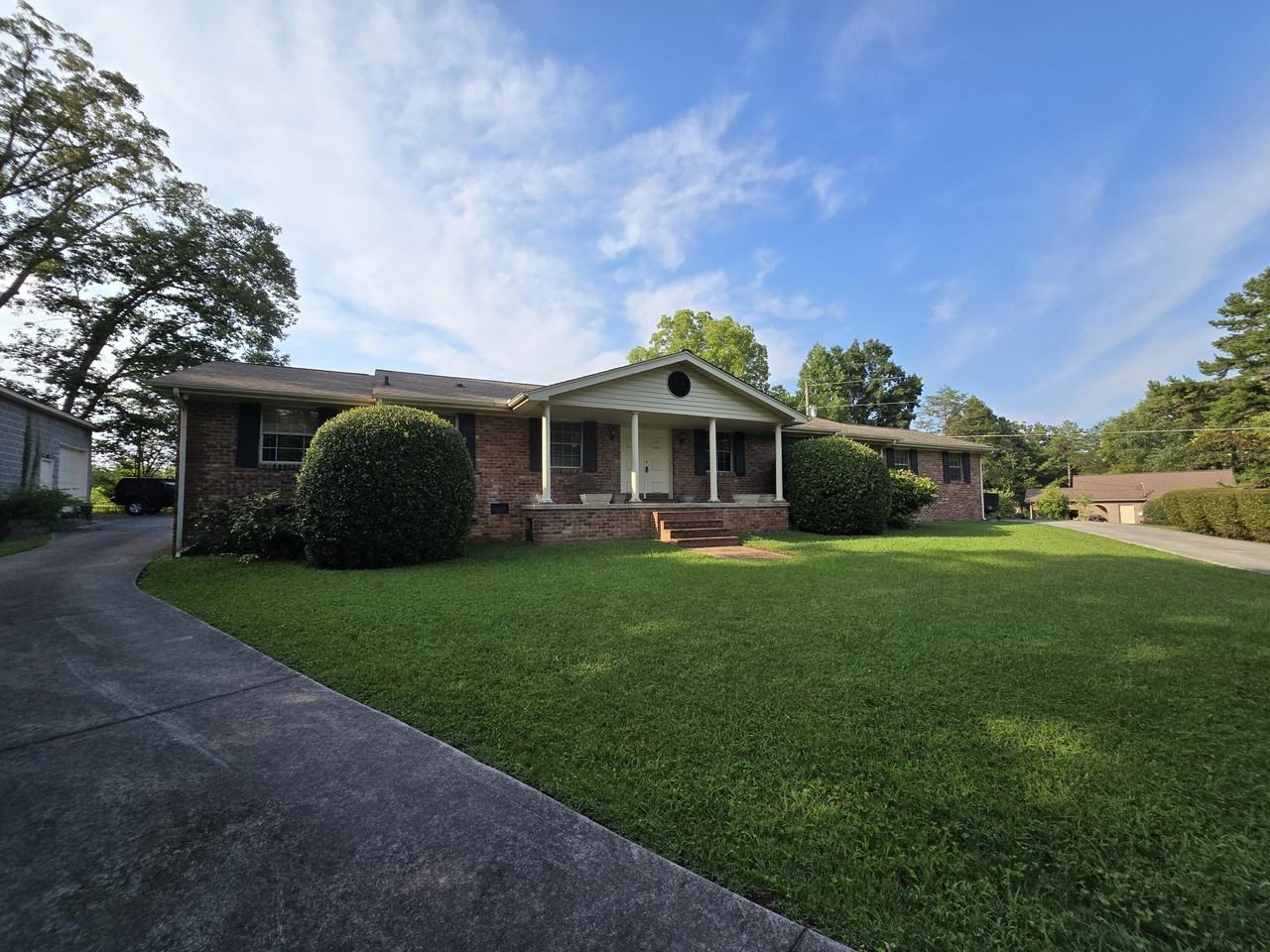 6213 Strawberry Plains Pike - Photo 4 of 30