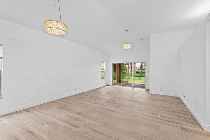5122 Elpine Way - Photo 5 of 8